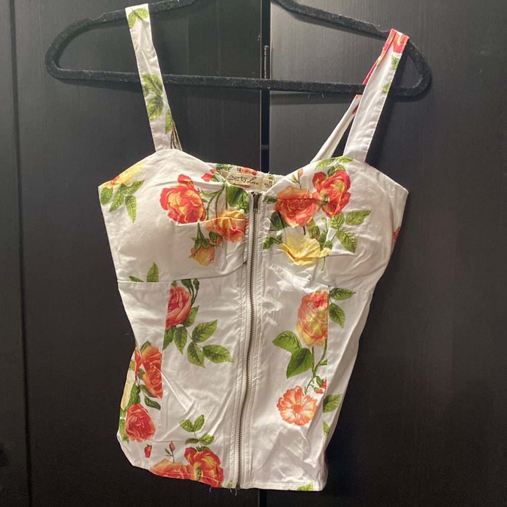 Super cute summer top